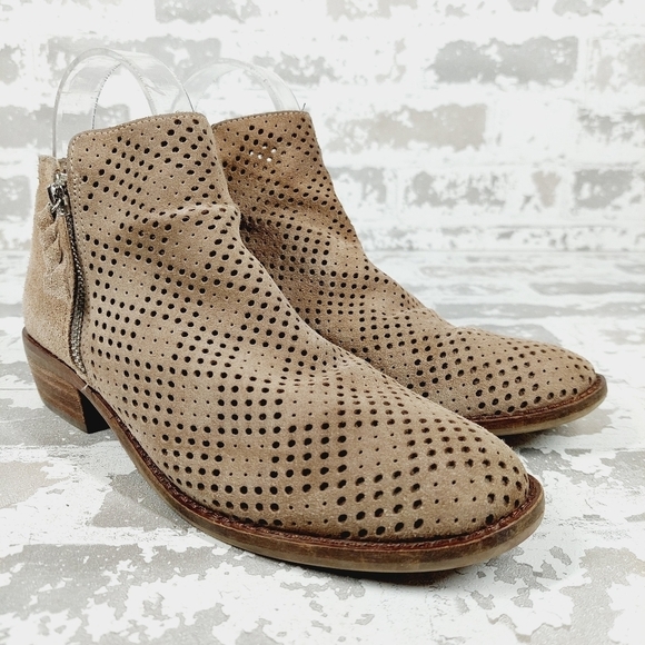 Dolce Vita Sofie Tan Suede Leather Side Zip Ankle Bootie K617 - Picture 4 of 11